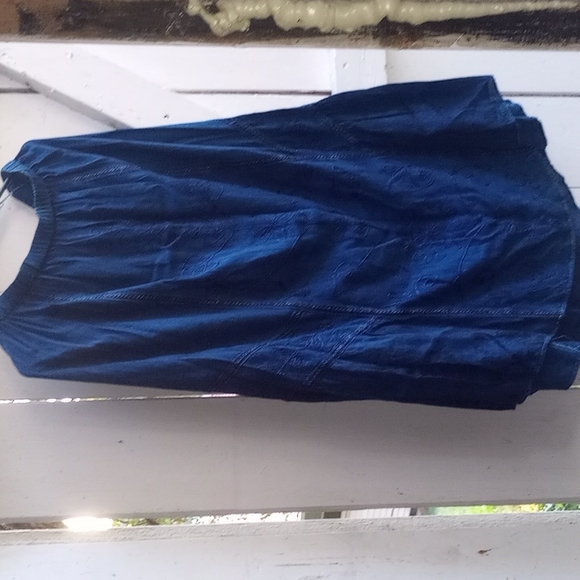 Gorgeous Navy Blue Long Skirt - Picture 1 of 6